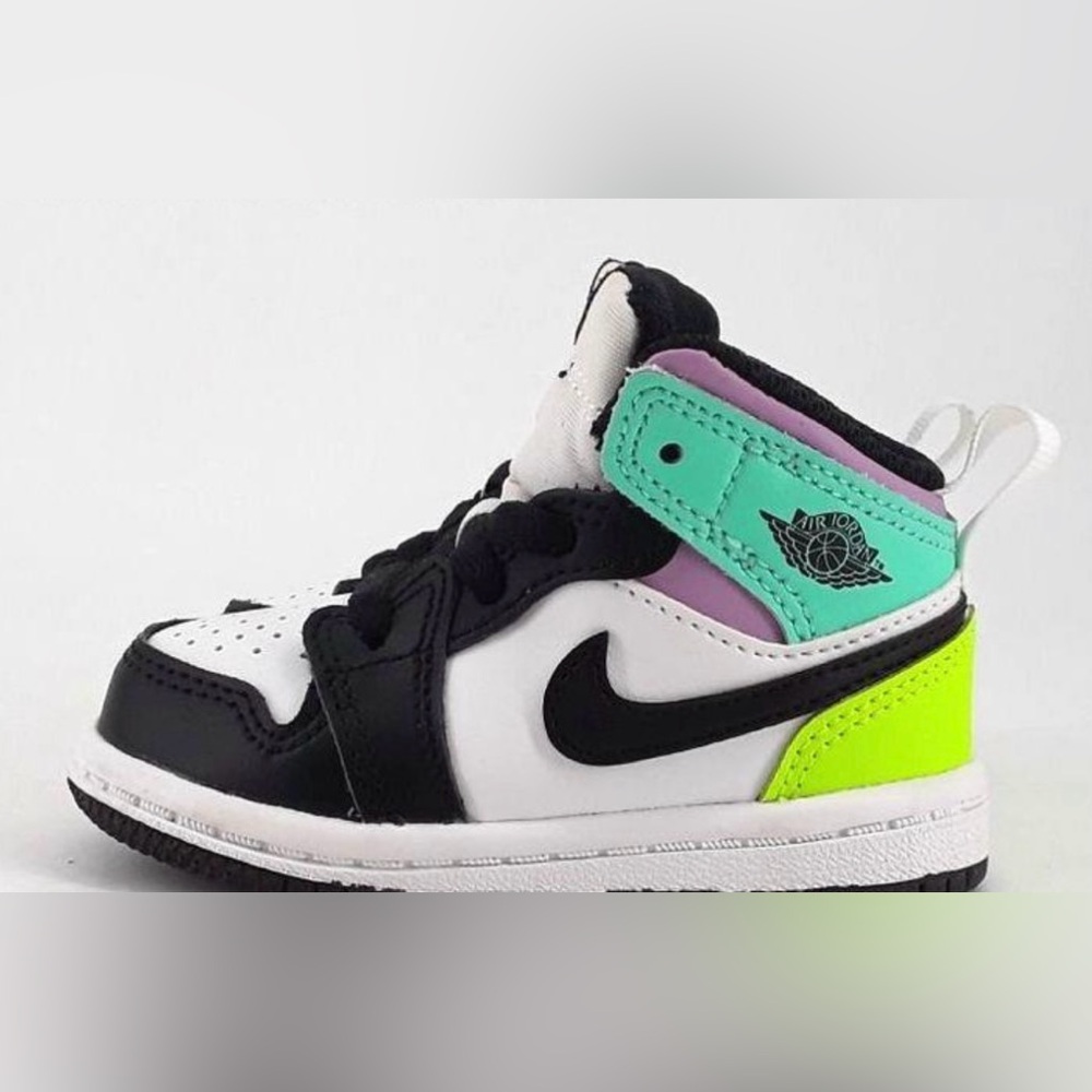 Boy's NIKE Toddler Baby Air Jordan 1 Mid TD
Pastel 640735-175 Sneakers Size 4